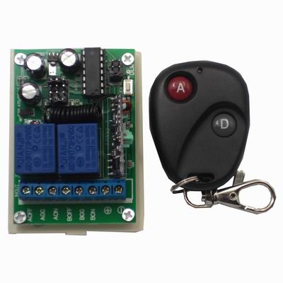 电压DC12V 具有2262 1527的学习接收，独立二路继电器输出，可以选择M D的工作模式接收距离80米左右